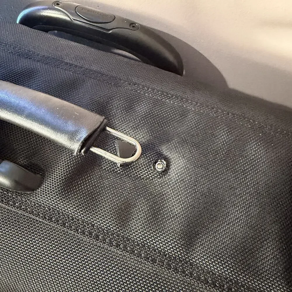 BRIGGS & RILEY ‘Baseline’ Black Nylon Deluxe 2-Wheeled Garment Bag